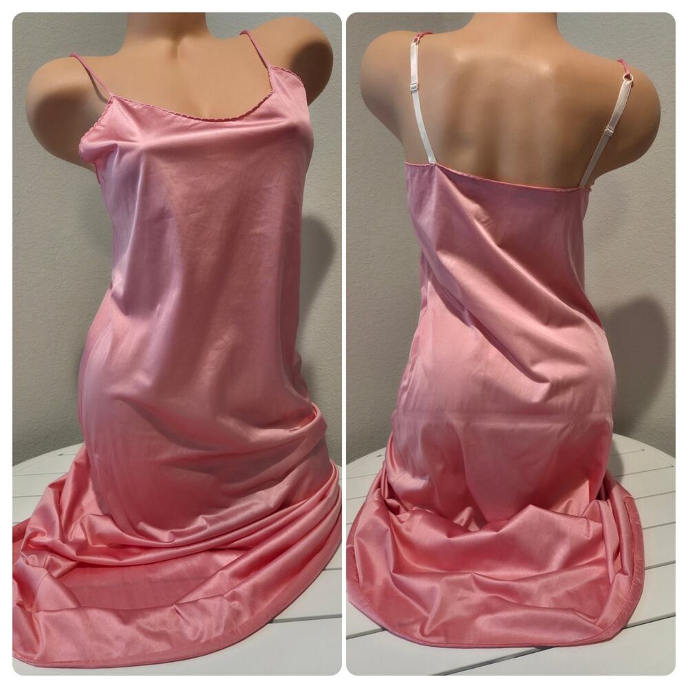 Vanity Fair 10-717 Vintage Nylon Full Slip Dress Made in USA Pink 34 32/40